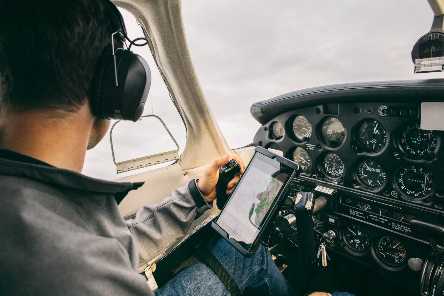 Private pilot surveying the weather with ForeFlight pulled up on his iPad