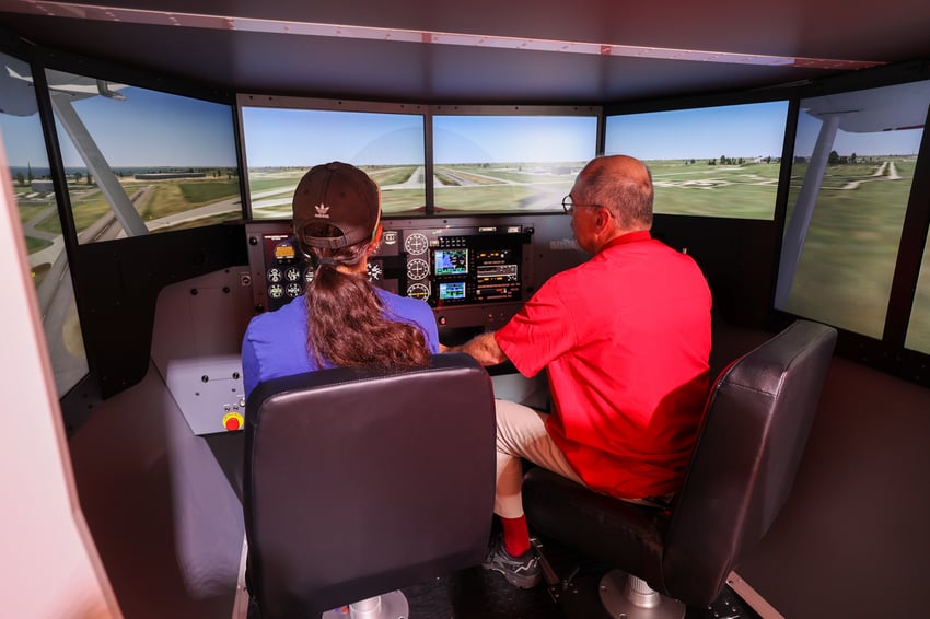 Learner and CFI training in a Redbird AATD