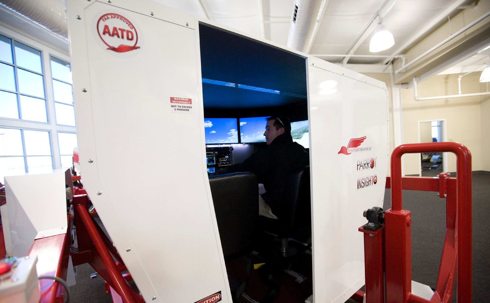 Full-Motion Flight Simulator