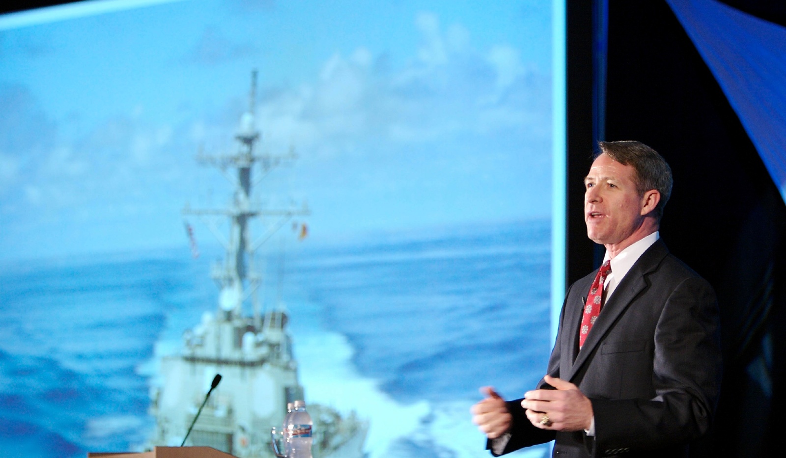 Lippold K-Photo (High Res Speaking with Ship Slide 2007)-1