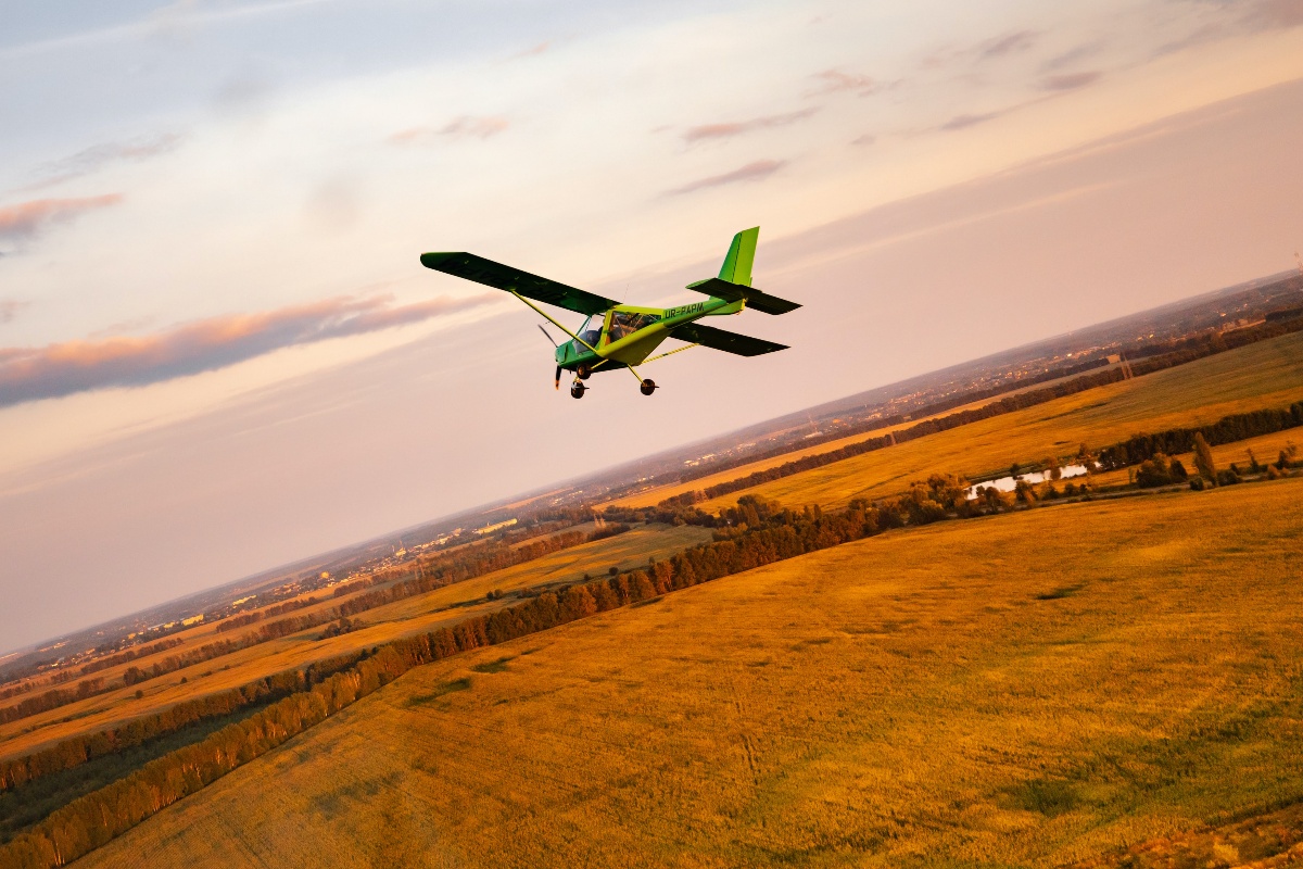 GA Aircraft Turning